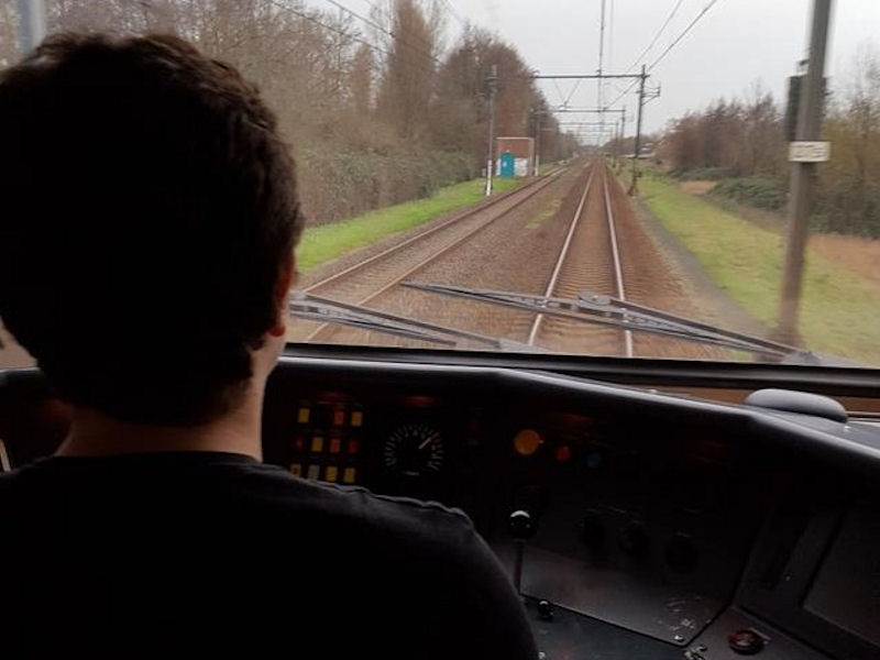 Chloortrein, door de polder?